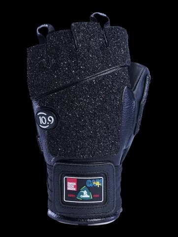 CAPIGLO + GLOVE